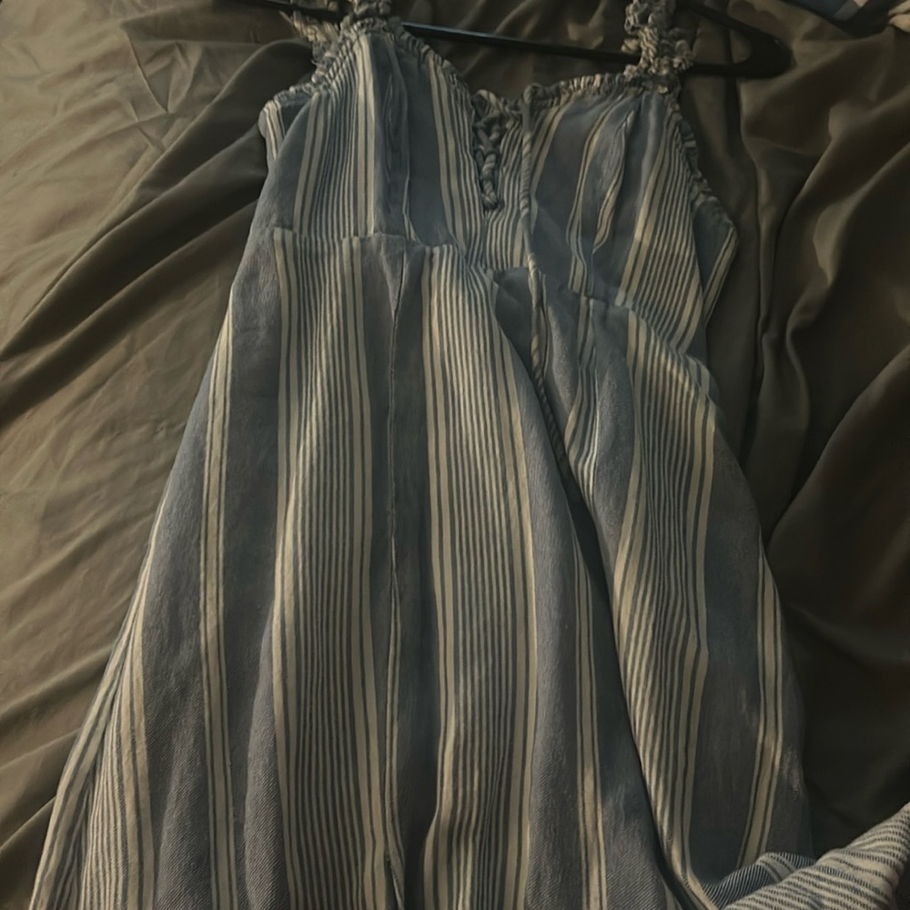 Don’t fit me size extra small color, blue, and white